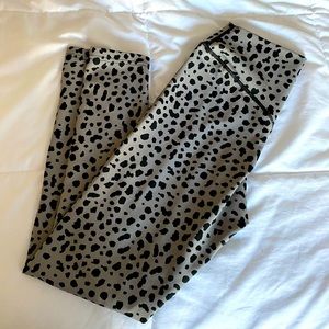 Balance Athletica Kingdom Leopard Leggings